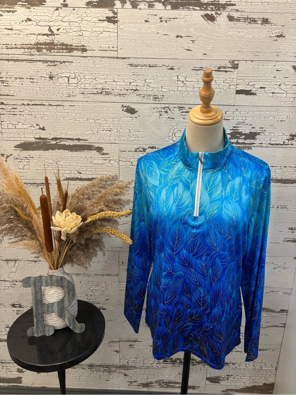 Acegolfs Blue Leaf-Print Long Sleeve - Quarter Zip